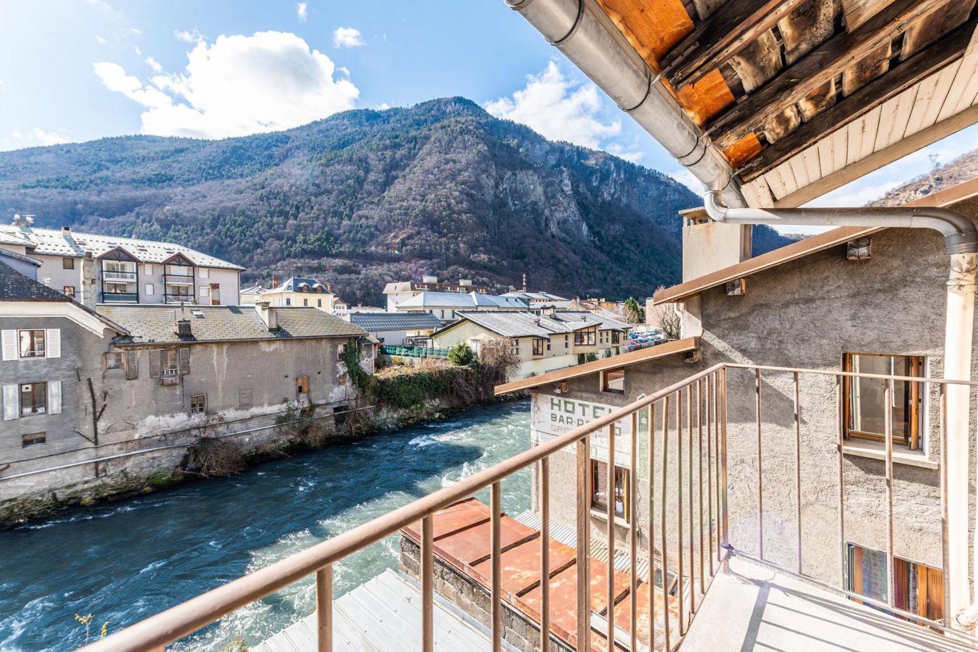 Appartement T2 "Le De Funes" Moutiers  Eksteriør bilde